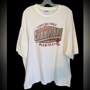 NWOT 2012  NBA Finals White Miami Heat Finals Champion T Shirt Adult 2XLG
